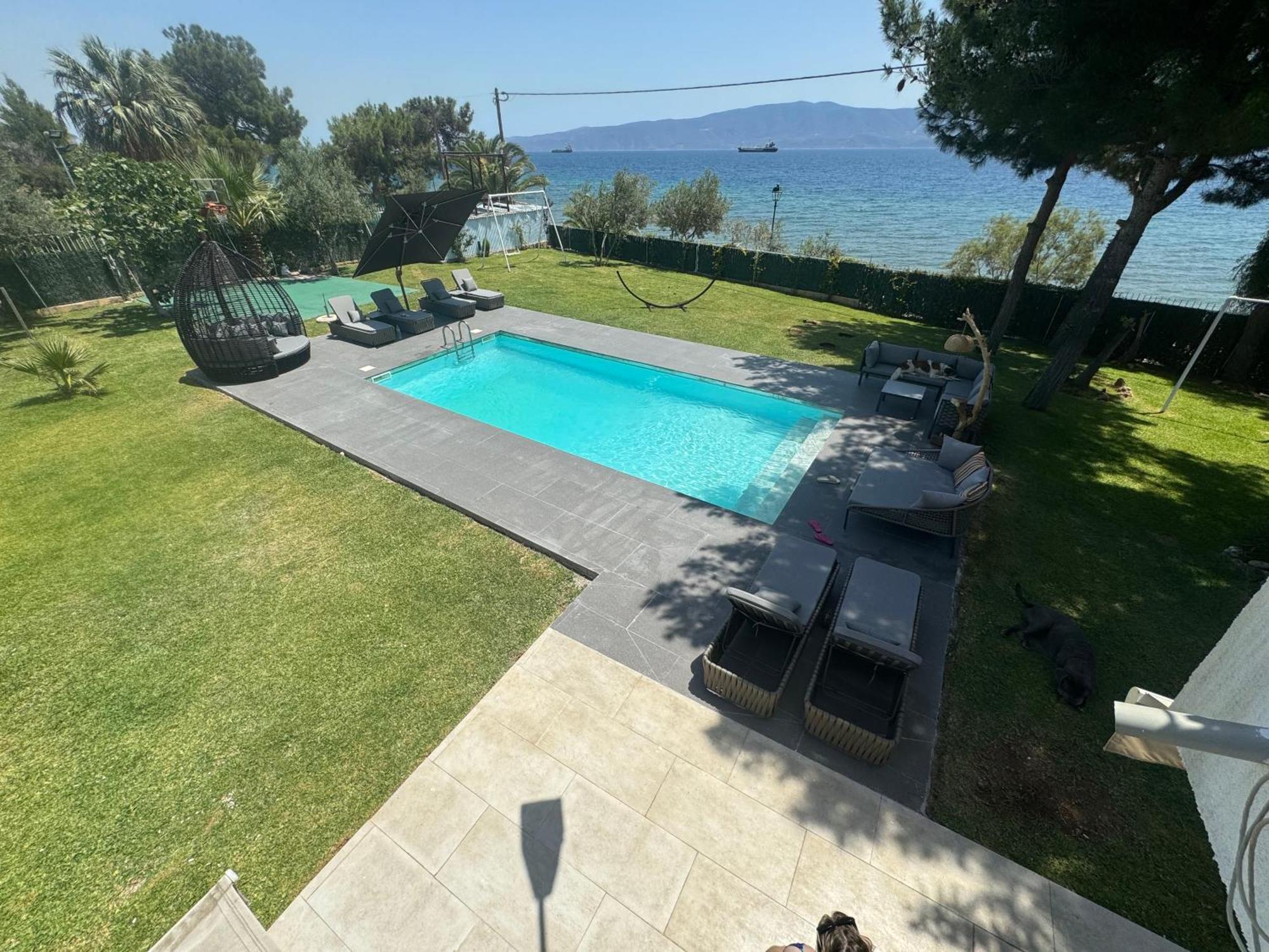 Zoza Luxury Villa Isthmia By The Sea With Private Pool Kalamáki 外观 照片